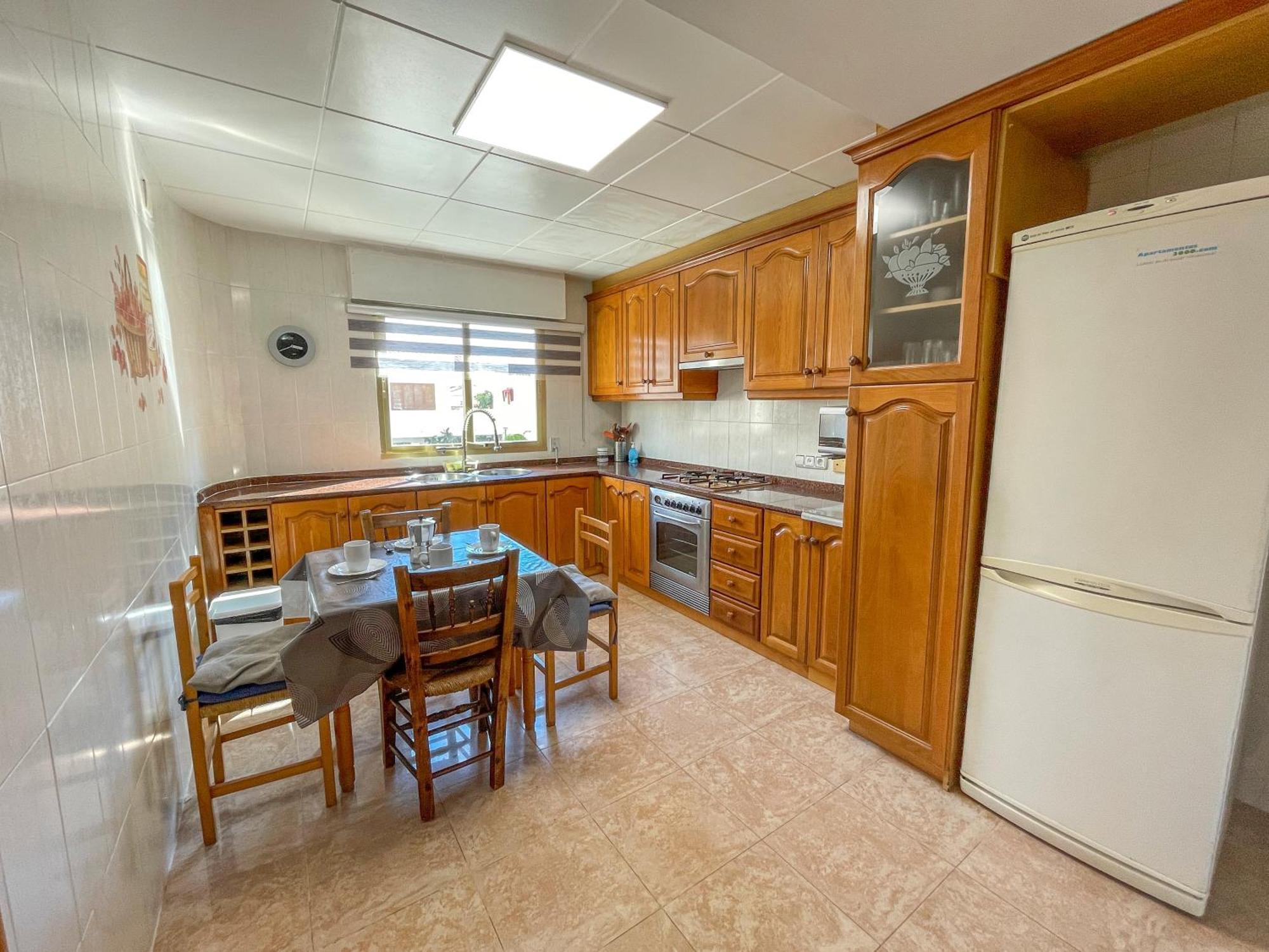 Appartement Gandia 3000 *